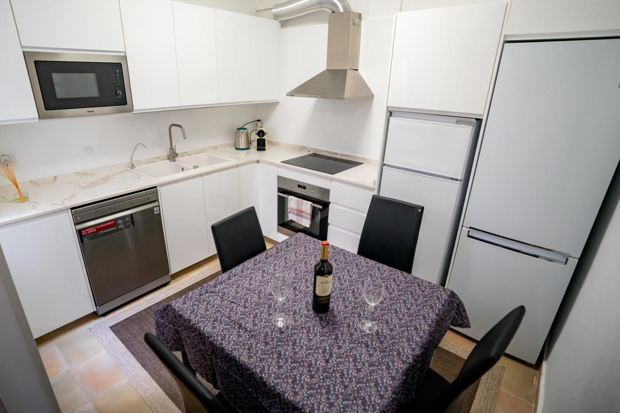 Casa Julio - Alcala Complete Coastal Retreat - Entire Apartment - 3 Min Walk From The Ocean - Shared Entrance With Host Exterior foto